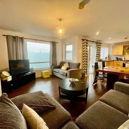 2 Bedroom City-Centre Apartment With Free Parking Белфаст Екстер'єр фото